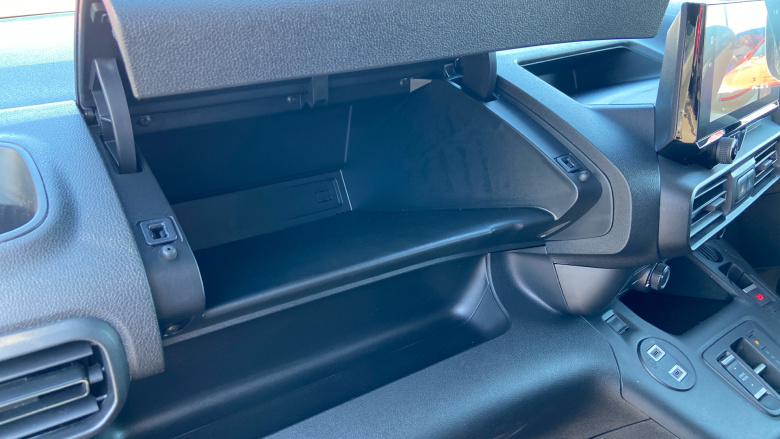 Vauxhall Combo Cargo Combo Xl Electric 100kW Pro 52kWh H1 Van Auto